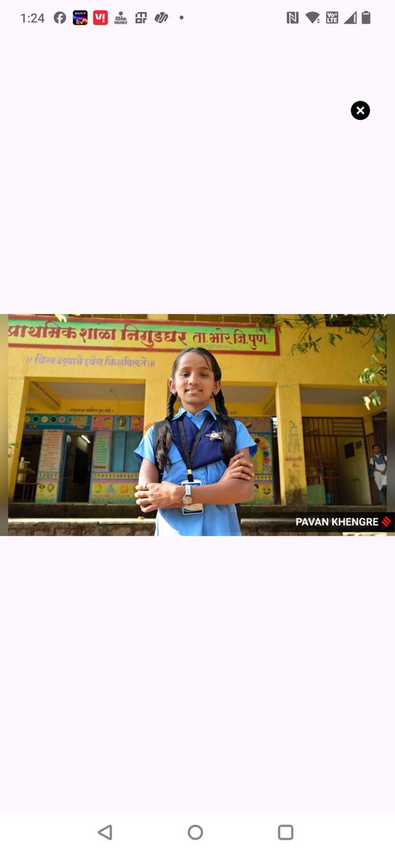 मेहनत एक दिन चमत्कार करती है !
पुणे की आरती पार्थी कभी ट्रेन में नहीं चढ़ी लेकिन अब प्लेन से अमेरिका जाएंगी और नासा घूमेंगी ! 3.5 किमी पैदा चल कर रोज स्कूल जाने वाली आरती के पिता कुली हैं। दिहाड़ी पर काम करते हैं। मां बाप से दूर रहके पढ़ रही इस बच्ची को इस खुशखबरी ने रुला दिया !