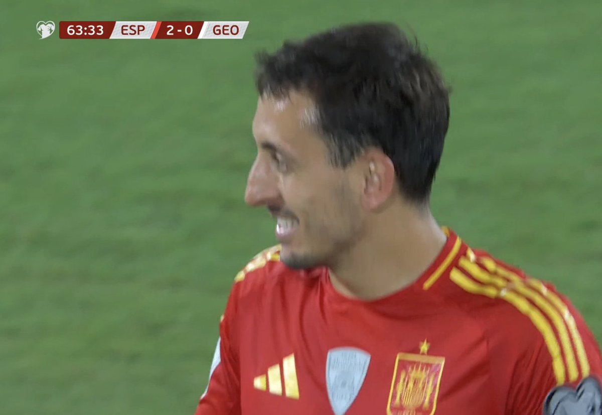 TouchlineX's tweet image. 2-0 Spain.

MIKEL OYARZABAL DOUBLES THE LEAD WITH AN INSANE FREE KICK !!!!!!!!!!!!!!!!!!!!!!! THAT IS SPECTACULAR !!!!!!!!!!!!!!!!!!!!!!!