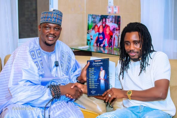 Attends, il est sérieux la ? ame gua fit déé Wadjii moo dieukeu parrainer Wally Gamou fi si Sénégal 🤭🤭🤭