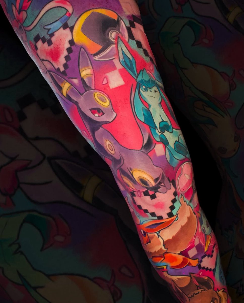 binksytatts's tweet image. Reminiscing on this amazing leg sleeve that I had the honour of completing 🥹 
I would absolutely love to do more like this. 
#eevee #eeveeevolution #eeveelutiontattio