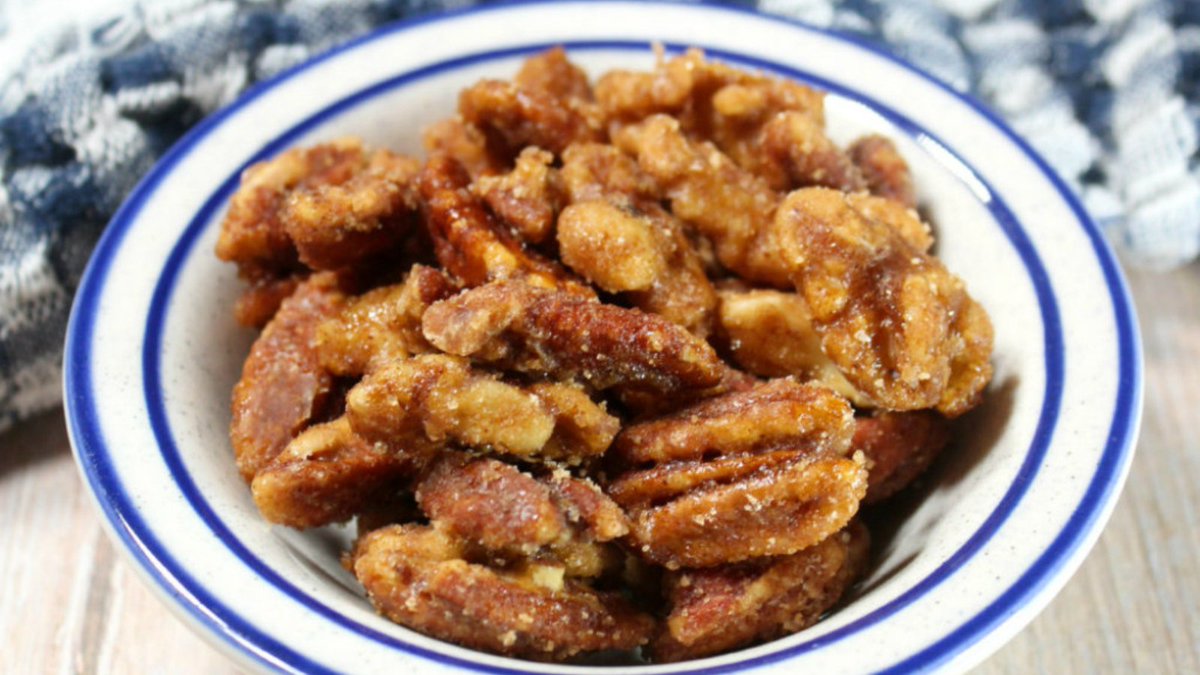 SplashofKeto's tweet photo. Keto Bourbon Candied Nuts✨
https://t.co/4vhREsSfCS
These keto bourbon candied nuts are perfectly sweet and amazingly delicious! I love to make these and give them as a gift to family and friends! https://t.co/85lGqjNFrj