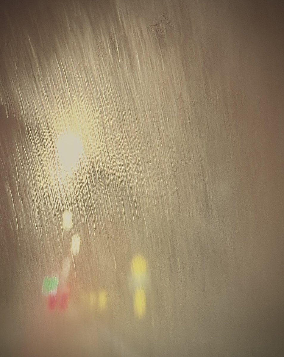 When the rain paints over reality…