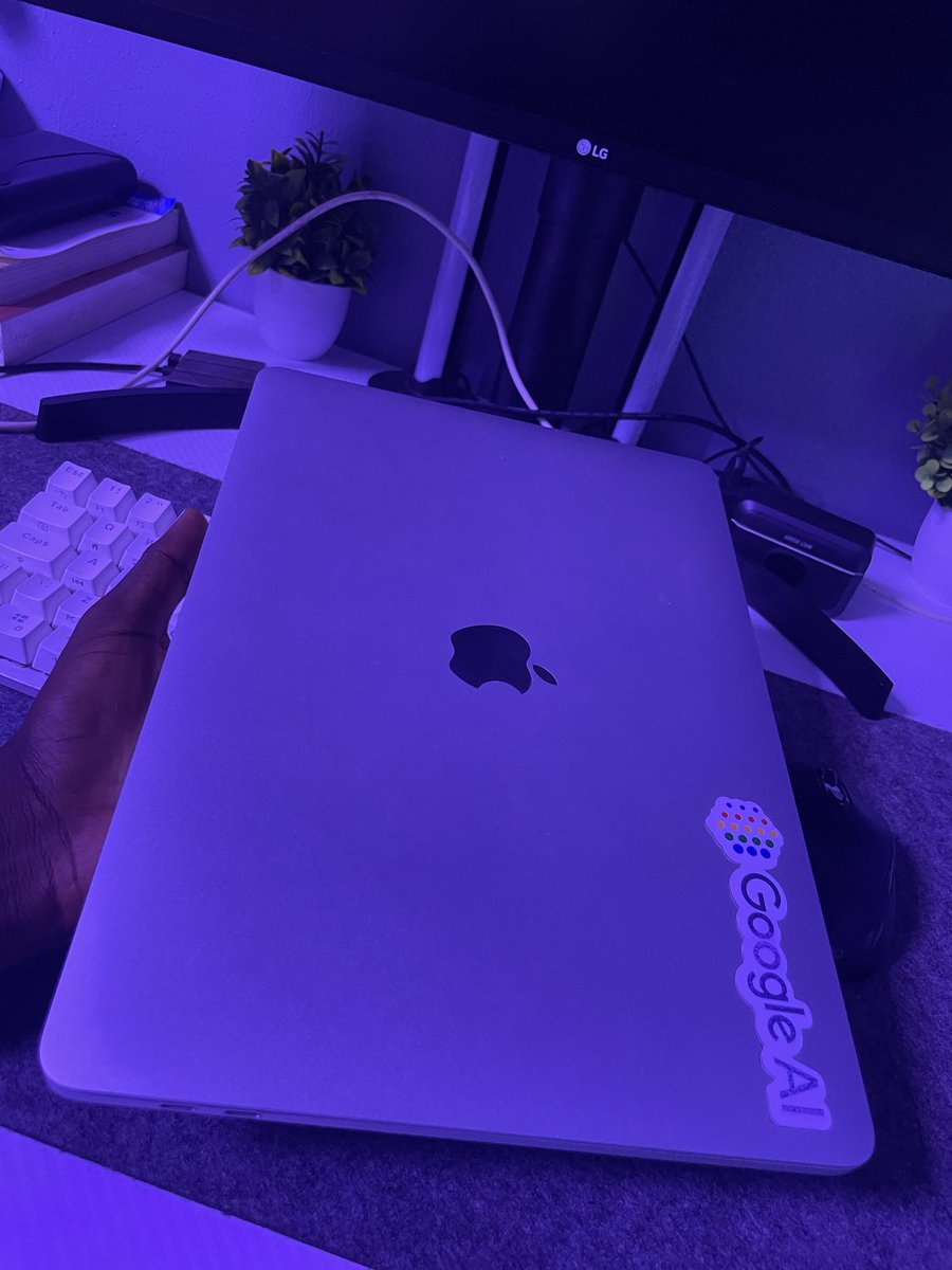 jeremytechie's tweet image. Make i post today 🥲🫣