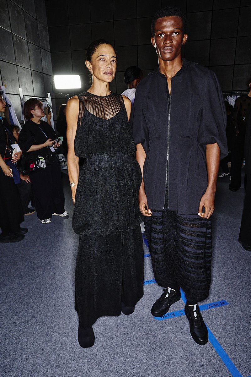 CFCL SS26 Fashion Show Paris Backstage sonnyphotos.com/2025/10/cfcl-s…