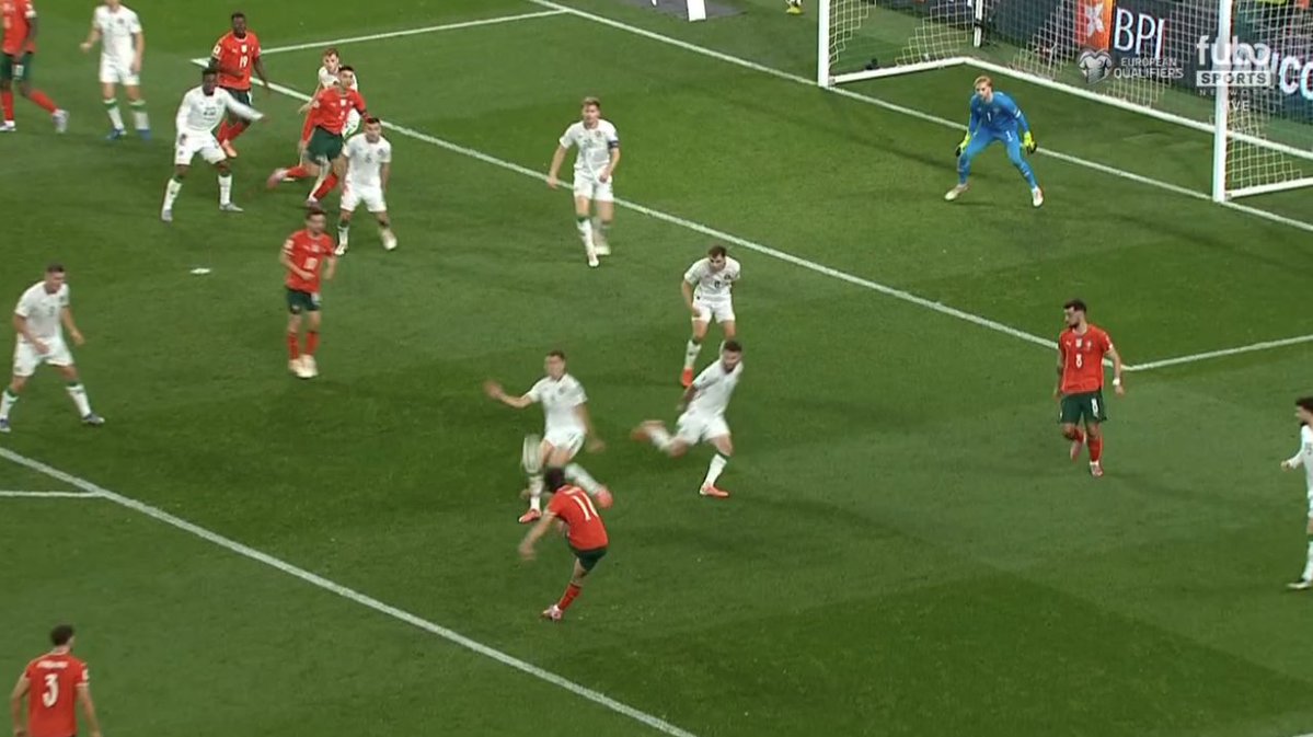 TouchlineX's tweet image. 📸 - PENALTY PORTUGAL!