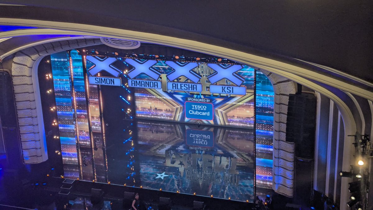 Guess where I am? Really excited for it to start🙂