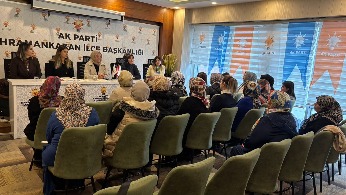 📍 Kahramankazan

Genel Merkez MKYK Üyemiz ve Ankara Koordinatörümüz Sn. Gülsüm Sezer Karataş,
İl Kadın Kolları Başkanımız Sn. <a href="/akgul_aysel/">Aysel Koçak Akgül</a> ,
İl Başkan Yardımcılarımız ve İlçe Koordinatörümüzün katılımlarıyla
Kahramankazan İlçe Kadın Kolları Yönetim Kurulu Toplantımızı verimli