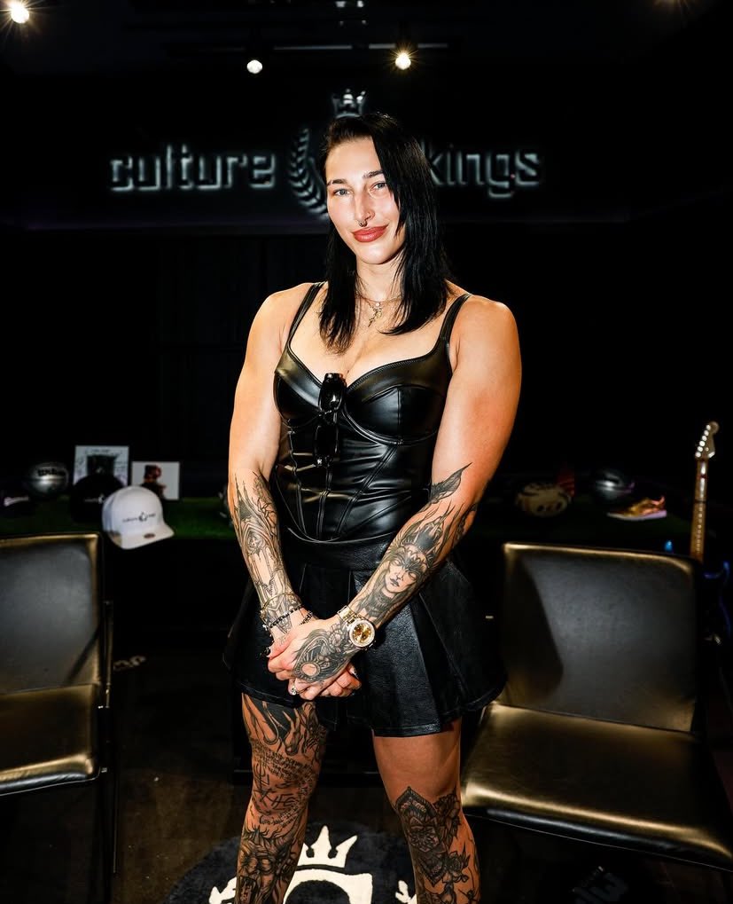 ariloveswwe's tweet image. Happy 29th Birthday to the one and only, The Eradicator, Rhea Ripley🫶🏻🇦🇺 

So proud of you Rhea for all of your accomplishments, I hope you have the best day today Mami! 🥳💜@RheaRipley_WWE 

#RheaRipley #HappyBirthday #TheEradicator #Mami #WWE