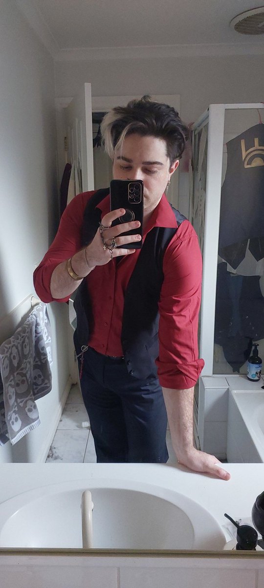 #paxaus2025 Day 3. Going to be playing commander mainly. Can you guess which deck I'll be maining?