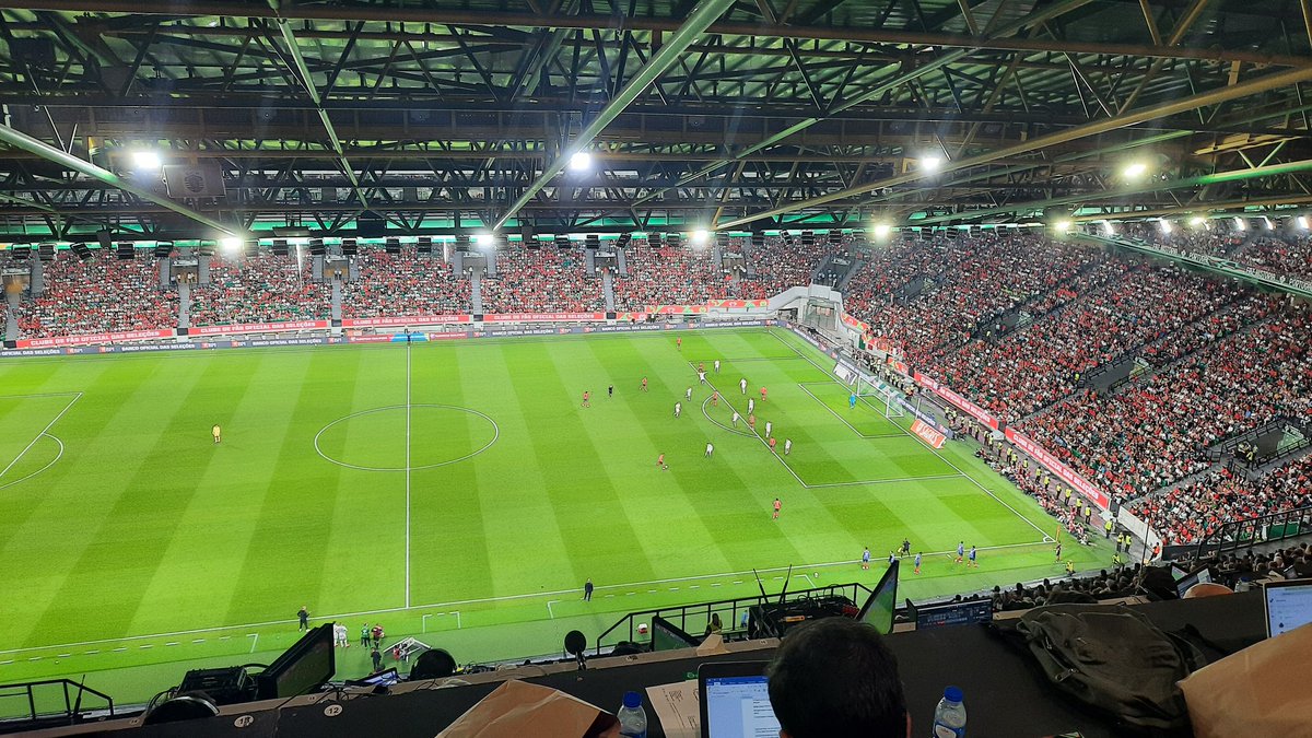 PortuGoal1's tweet image. One of most attack-against-defence games I can remember watching. Been like this since kickoff. But still Portugal 0-0 Ireland, less than 10 minutes left. Kelleher saving everything, including a Ronaldo penalty.
