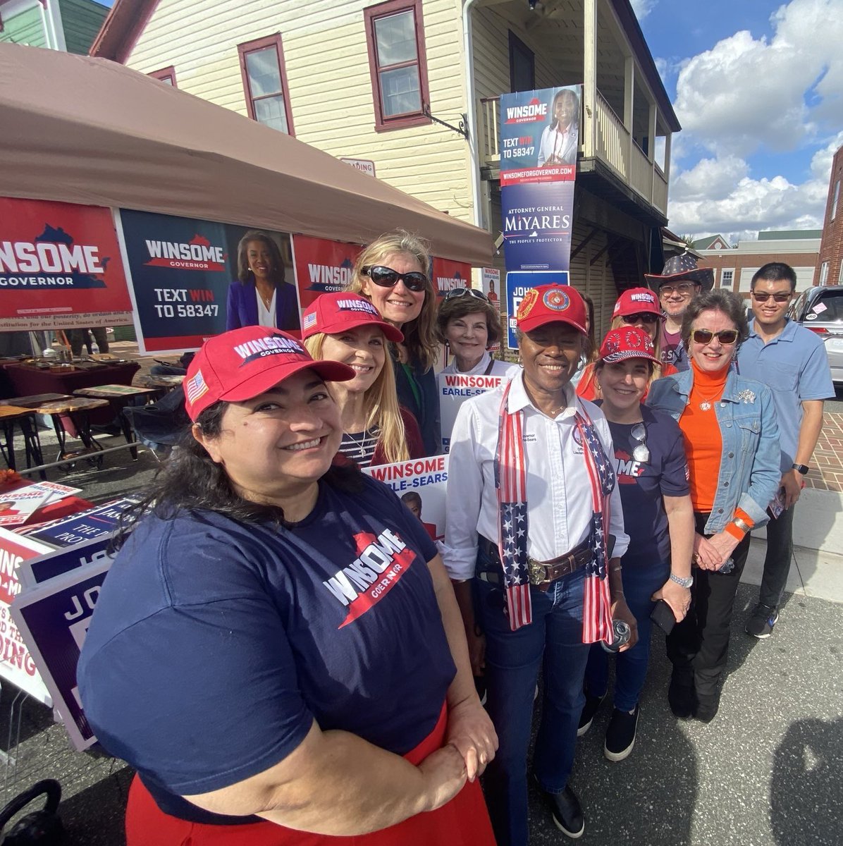 winwithwinsome's tweet image. What a wonderful turnout for Fairfax City’s Fall Festival!

Thank you all for stopping by to say hi! I had a great time talking to all of you and enjoying this beautiful fall day together! Onward to victory!