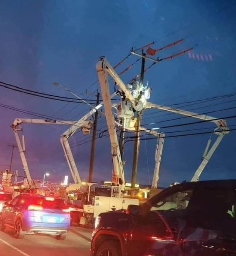 Inche CFE me saco un pedo, pensé que era La Guerra de los Mundos