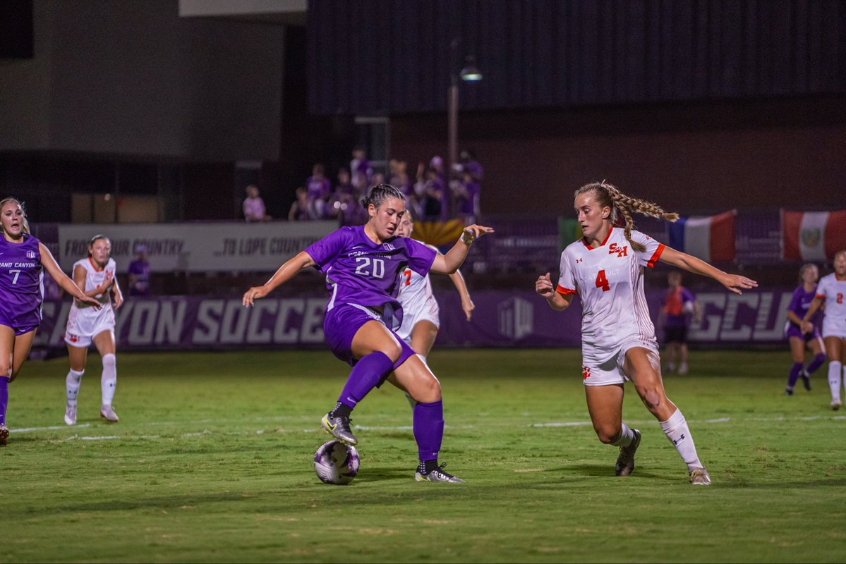 2️⃣0️⃣ turns 21 today!! 🎉

Happy Birthday, <a href="/elliejohanness/">elliejohannes</a> !