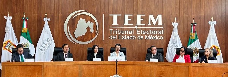 Marcaje_Leg's tweet image. La magistrada @ArlenSiuMx rindió protesta como presidenta del @TeemOficial.
Se manifestó por un tribunal abierto, transparente, influyente, con estricto apego a la ley, cercano a la gente  y austeridad. Dijo que no llega a administrar al TEEM,  sino a transformarlo.