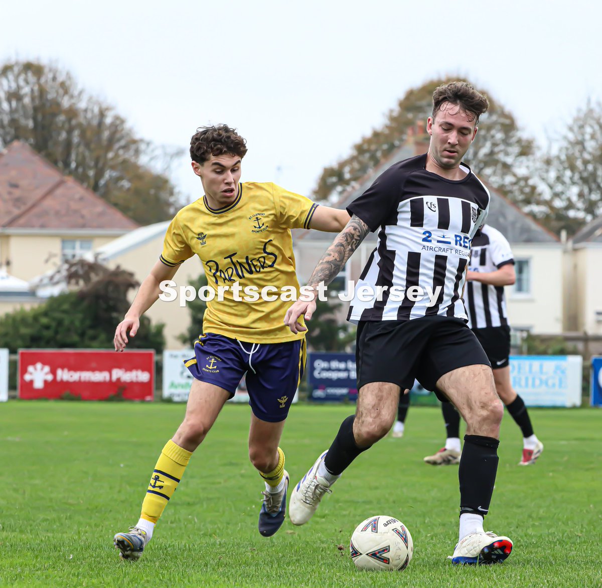 A day in Guernsey with St Clement! 👊🏼

Unfortunately St Clement narrowly lost out against St Martins today in Guernsey, with the home side coming away 2-1 winners AET ⚽

Snaps from the game to follow soon! 🤝

A big thanks to the club for bringing me on the trip with them! 💪🏼
