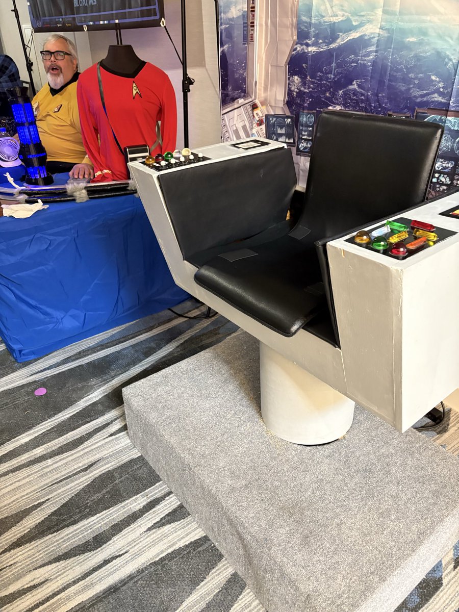 More fun CONtraflow, the buttons on the chair were even canon accurate to the episode TOS episode Court Martial.