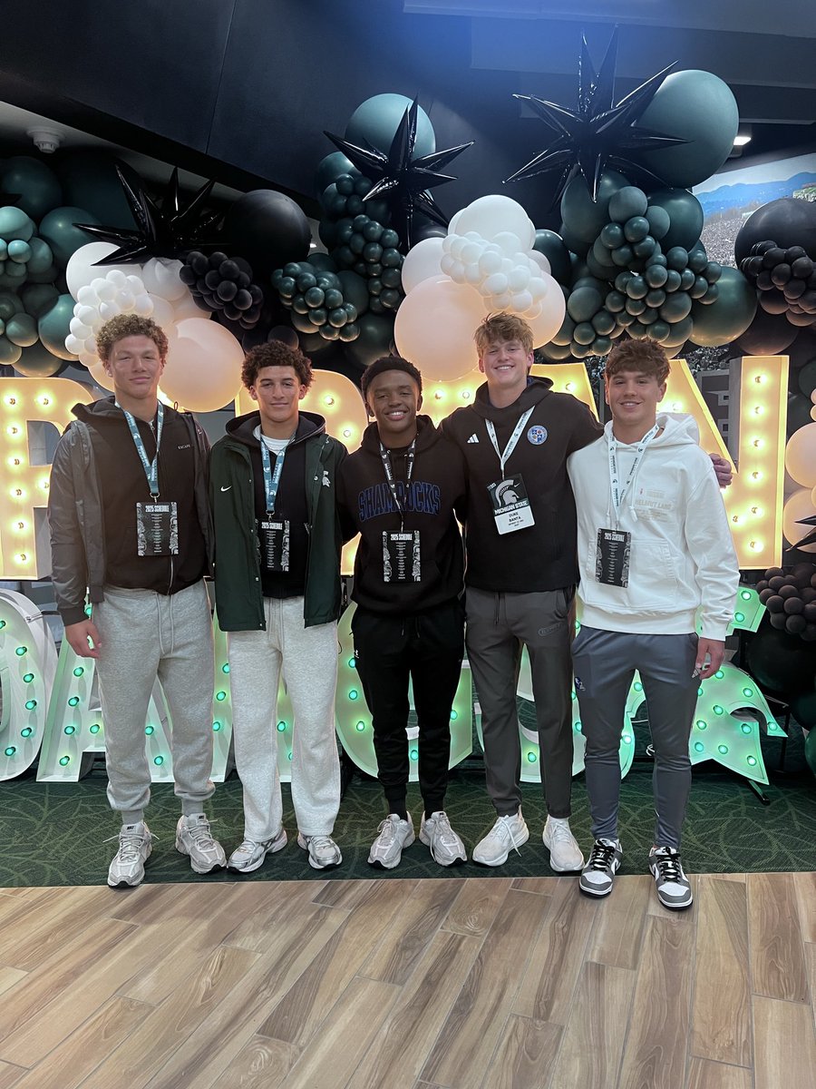 CedWilliamsjr_'s tweet image. I had an amazing time at MSU today! Thank you @ColeMoore1991 and @SeanLevyMSU for having me out, can’t wait to be back! ⚔️

@DCCfootball @jcessante @LegacyLouAdams @35Lewis53