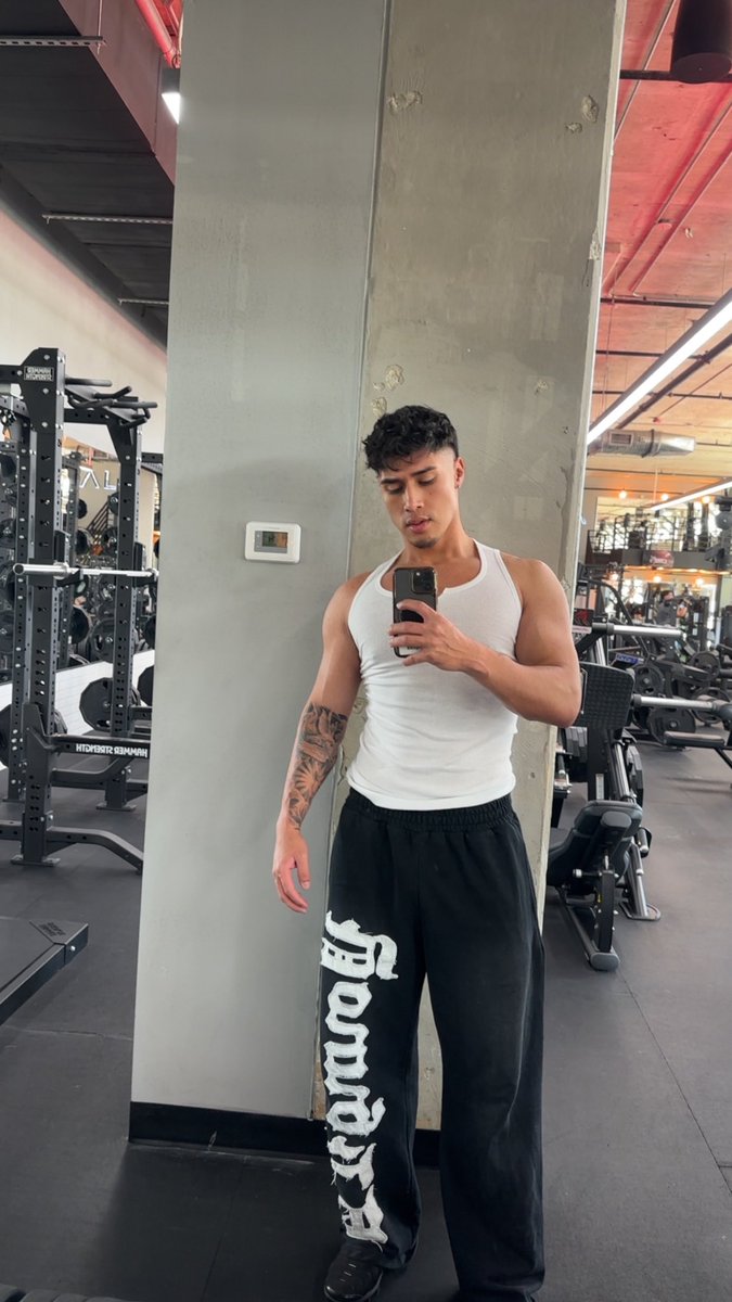 andrewmaciasofficial (@andrewmaciasof1) on Twitter photo 