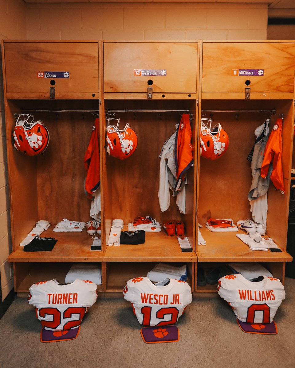 ClemsonFB's tweet image. Ready to go 🐅🏈