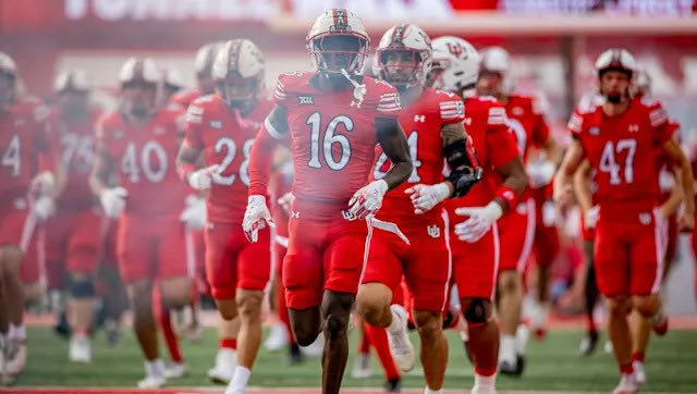I will be at the <a href="/Utah_Football/">Utah Football</a> game tonight vs <a href="/ASUFootball/">Sun Devil Football</a>. Let’s go Utes!! 🙌🏿  Thanks to @masonyellicoUT <a href="/micahsimon_/">Micah Simon</a> @utahCoachWhitt @rsnbutes
<a href="/BlairAngulo/">Blair Angulo</a> <a href="/BrandonHuffman/">Brandon Huffman</a> @andy_pham1 @prepredzoneut <a href="/RossApoWR_EZ/">Ross Apo🇹🇴</a> <a href="/SlingintheP/">Slingin’ the Pill Media™️</a> <a href="/MooseB90/">Moose Bingham</a> <a href="/GregBiggins/">Greg Biggins</a> <a href="/TheUCReport/">Billy Tucker</a> <a href="/adamgorney/">Adam Gorney</a>