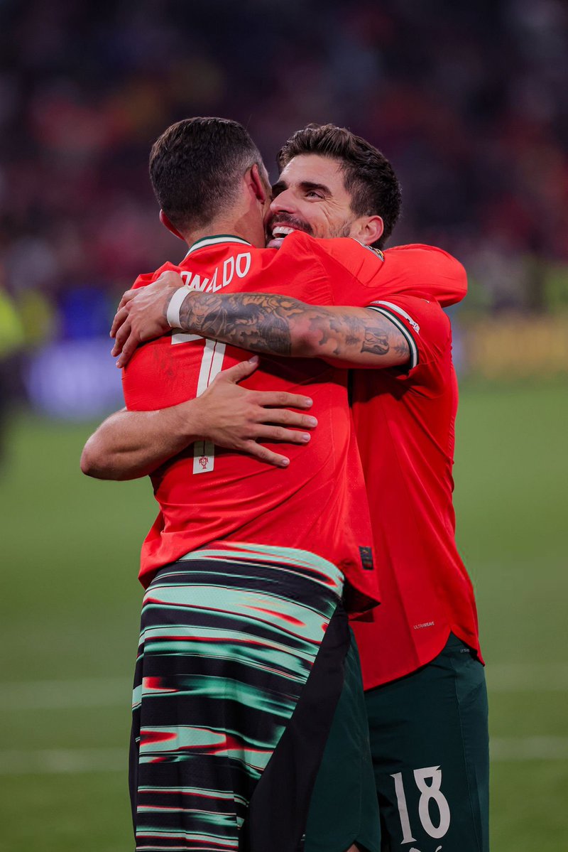 CR7_PINTEREST's tweet image. ❤️