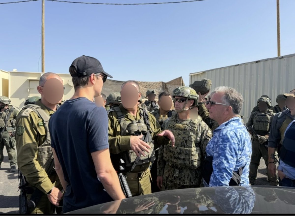 SEPeaceMissions's tweet image. Admiral Cooper, Jared Kushner and I traveled to Gaza today to verify Israel’s compliance with Phase I of the agreement. We received detailed briefings on security, humanitarian aid, and deconfliction efforts. With continued commitment, peace remains within reach.