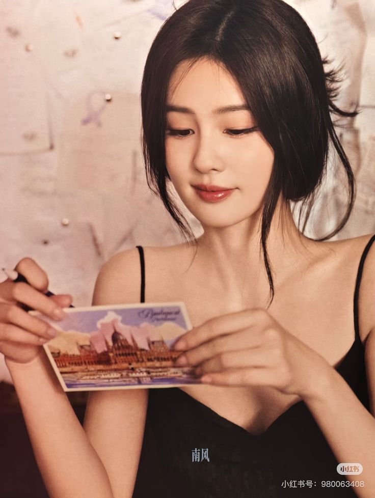 Dramababy__'s tweet image. I want to lose my memory, just to love you like it’s the first time again..
#BaiLu
#白鹿