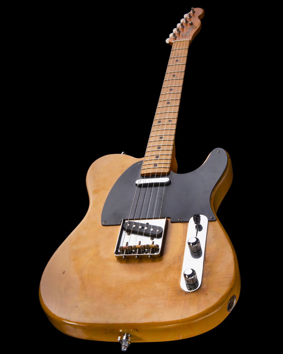 🎸Cet instrument a été la guitare principale de Lorraine Segato pendant des décennies.
Des airs accrocheurs aux grandes idées, explorez l’exposition Rétro. bit.ly/4hNxAEV

📷 Modèle : Fender Telecaster, 1982, MCH 2017.74.1.2, Collection L. Segato 🎶
#MoisHistoireFemmes