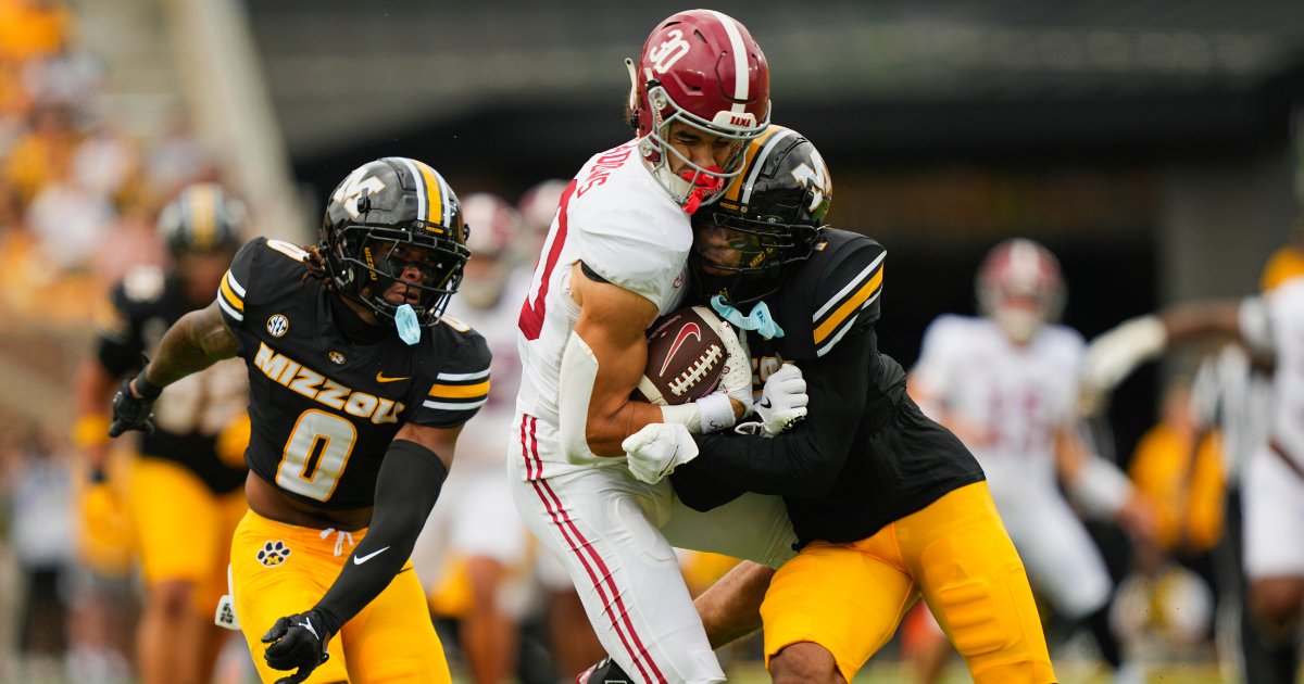 blakebyler45's tweet image. Alabama Football Injury Updates

Kalen DeBoer provided the latest on Jam Miller, Derek Meadows and Ryan Williams after the win over Missouri:

on3.com/teams/alabama-…