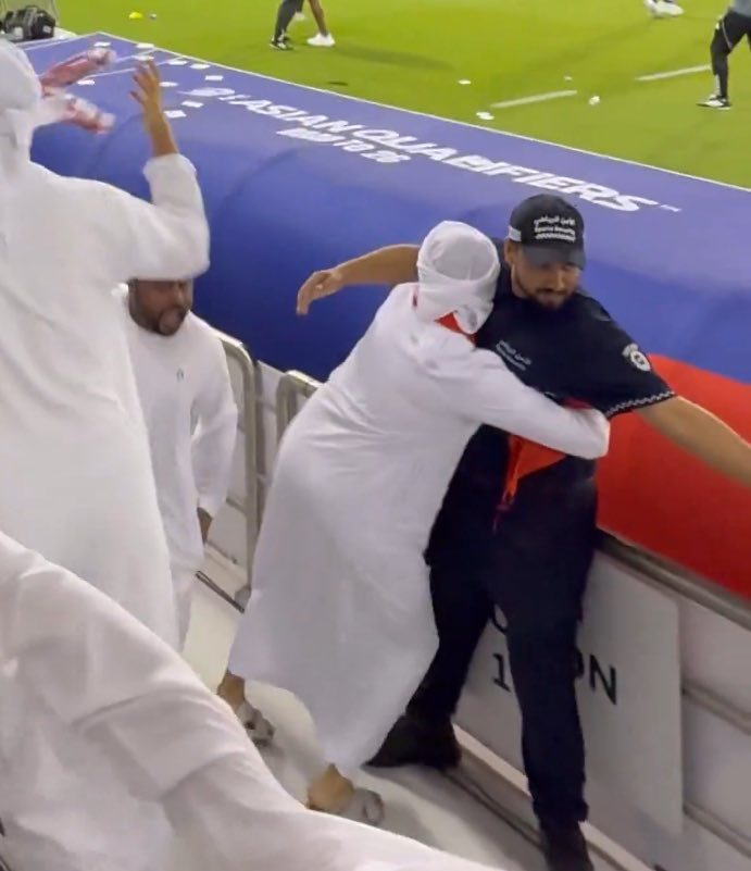 اقولكم ميانين

ترك كل حد و حضن الامن