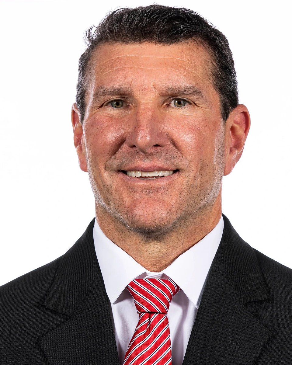 Big Red Basketball tweet media