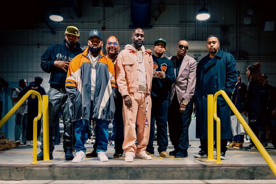 Legend Has It… 

📸: <a href="/JonathanMannion/">Jonathan Mannion</a> 

<a href="/Nas/">Nasir Jones</a>
<a href="/Raekwon/">Raekwon The Chef</a>
<a href="/GhostfaceKillah/">Ghostface Killah</a> 
<a href="/therulernyc/">Slick Rick</a> 
<a href="/REALDJPREMIER/">DJ Premier</a> 
<a href="/MassAppeal/">MASS APPEAL</a>
<a href="/MassAppealRecs/">Mass Appeal Records</a>
#NYCC