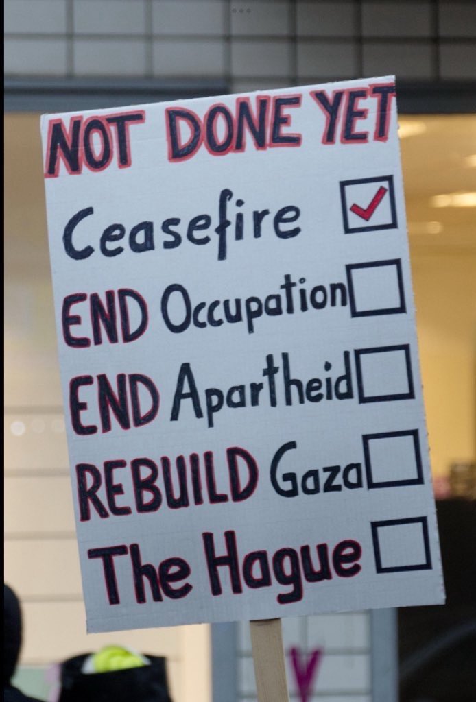 BoomerangTime's tweet photo. @Jenny_1884 Yes, there is a ceasefire. 
But… https://t.co/Ql6mj02apK