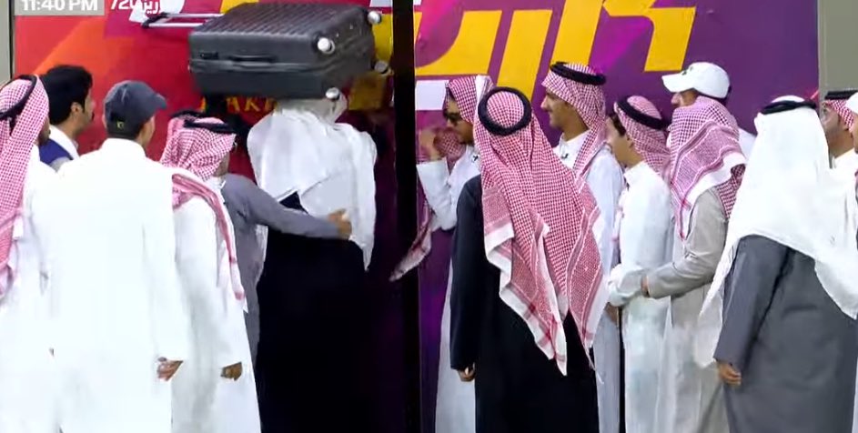 hereeveryday__'s tweet image. القبول على هيئة شخص ماشاءالله تبارك الرحمن استودعناك الله الذي لا تضيع ودائعه يامبدع القادم افضل🤍🤍🤍🤍
 #كاريزما72
#عبدالله_فيحان