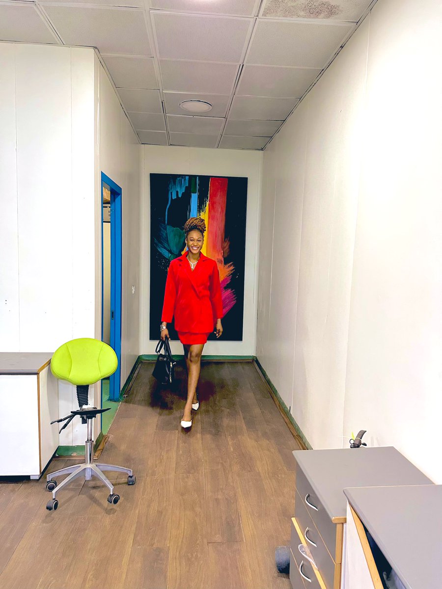 Bk_by_Brigetta's tweet photo. No caption just cuteness 🥰💃💃 https://t.co/ysY5OIXTXT