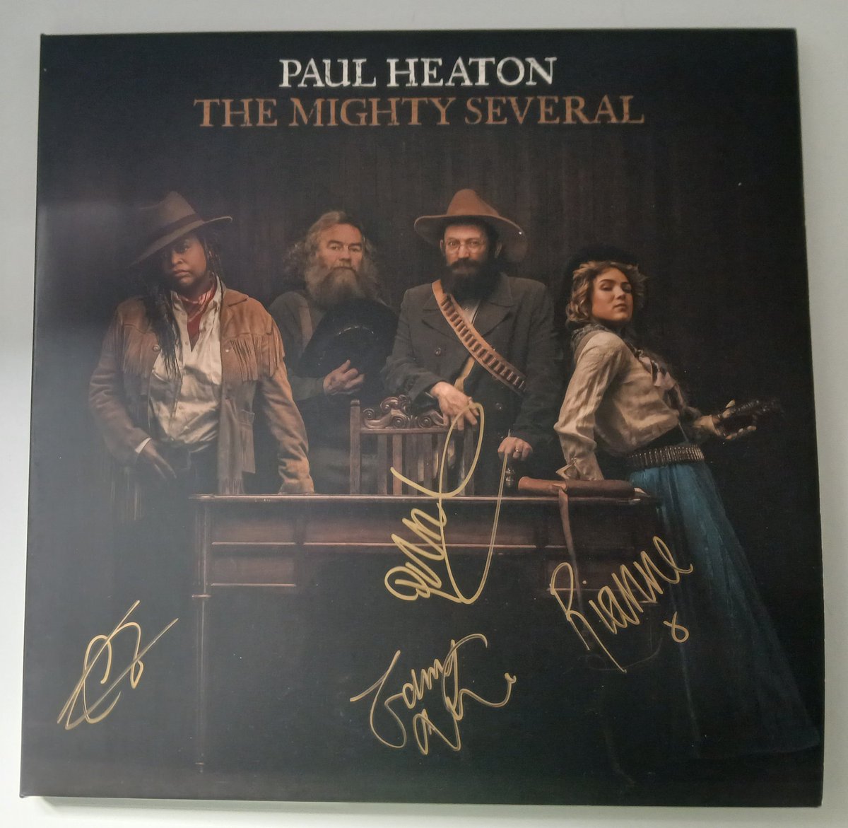 markymark1972's tweet photo. @riannedowney_ @PaulHeatonSolo https://t.co/vDLclids2P