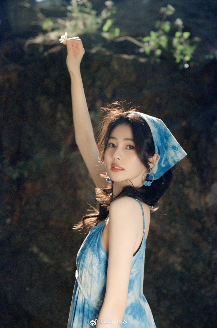 Dramababy__'s tweet image. For me, blue has always been the colour of warmth and loving you.
#BaiLu
#白鹿