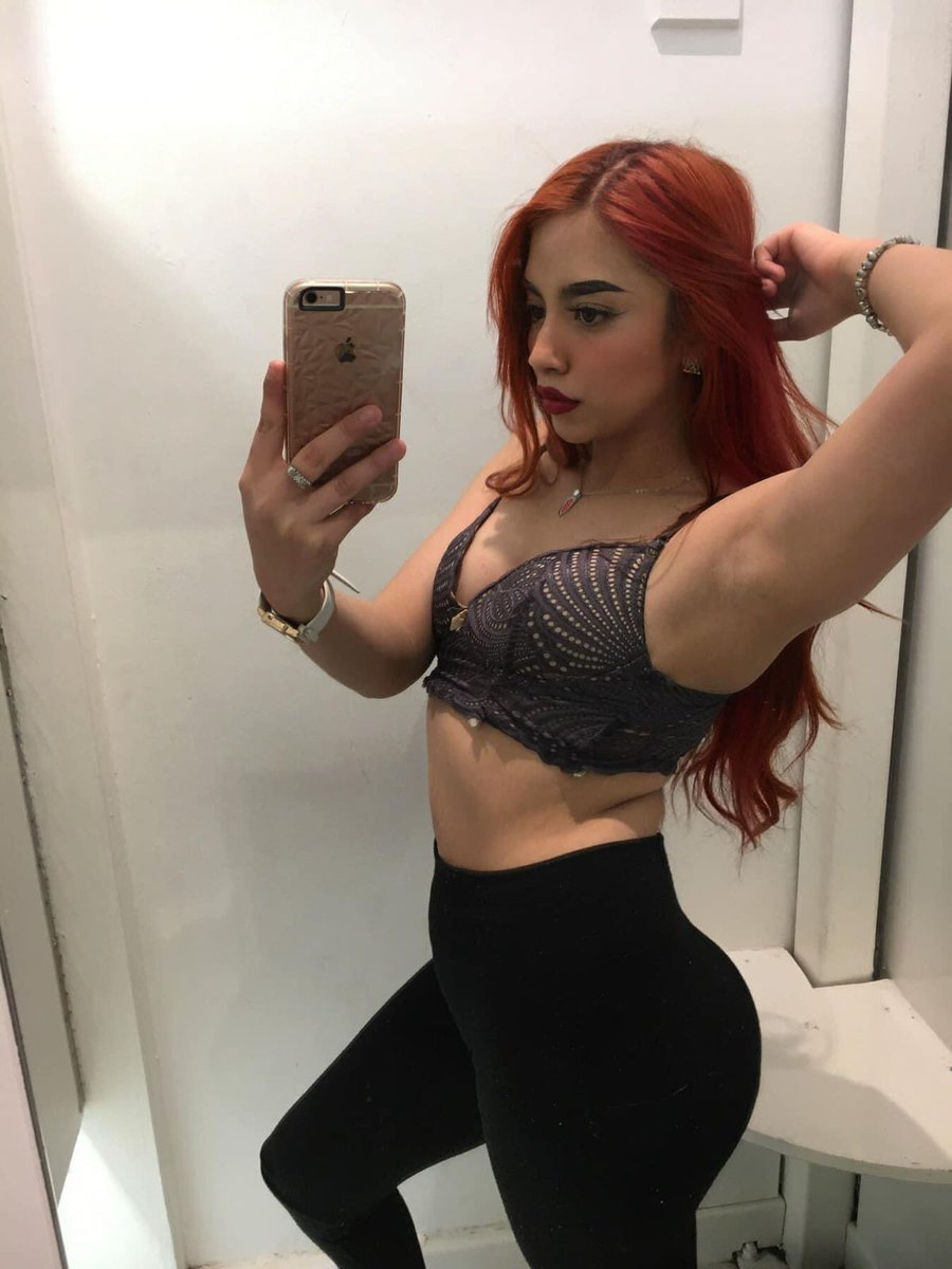 SarahLuna699's tweet photo. La neta si me veo bien hermosa de peli roja🥵 creo que si me lo voy a pintar❤️‍🔥 #readheads #LATINA #mexicana #BaddiesUSA #thick #milf https://t.co/IT9S7q3tI2
