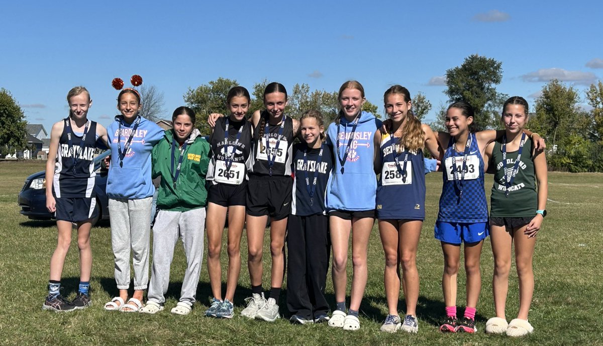Congratulations to our sectional medalists, Sophia and Alaina! We’re proud of this power duo who have raced side by side and led our team all season. 
4th - Sophia Buchs  
5th - Alaina Piper