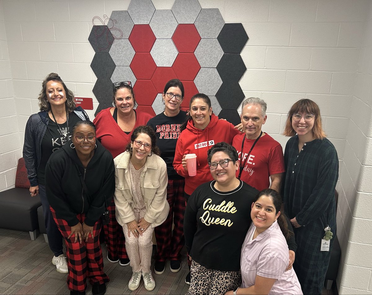 HHS Student Services tweet media