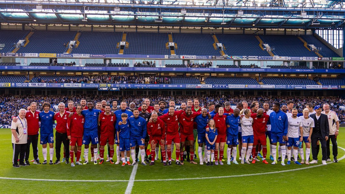 LFCFoundation's tweet image. A memorable day for two amazing charities 🙌