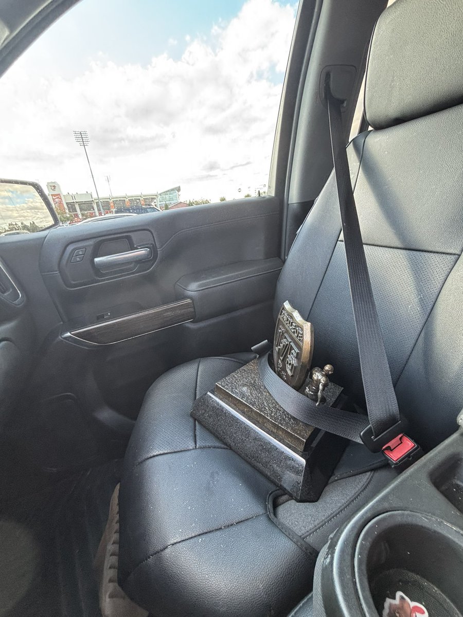 Gideon ESPN Lampron (@espngideon) on Twitter photo Safety first for precious cargo #neveradoubt <a href="/BG_Football/">BGSU Football</a> <a href="/BarstoolBG/">Barstool BGSU</a> Safety first for precious cargo #neveradoubt <a href="/BG_Football/">BGSU Football</a> <a href="/BarstoolBG/">Barstool BGSU</a>