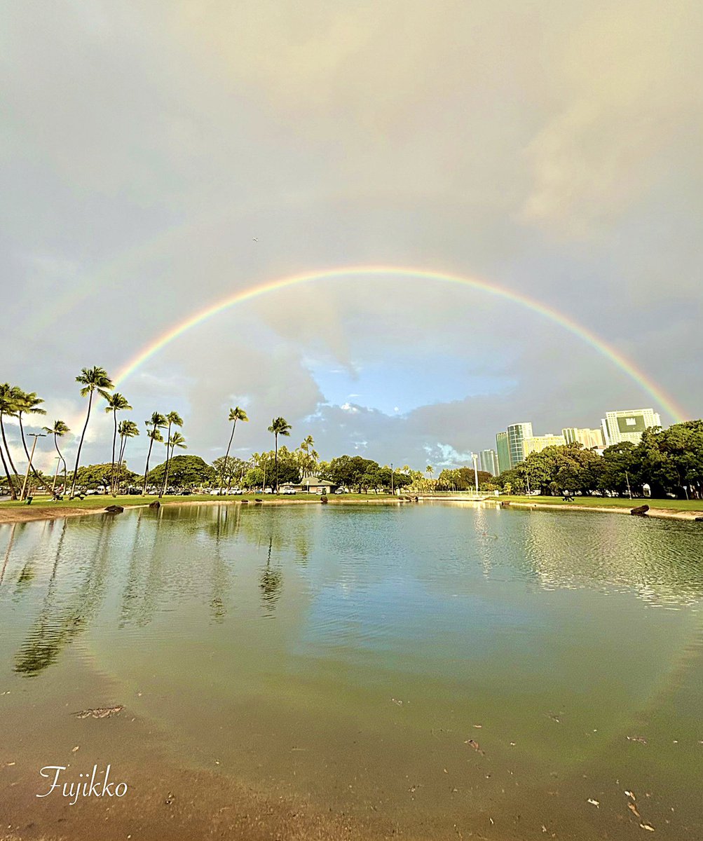 hawaiifujikko's tweet image. 🌈 Hawai’i                      

   🐝࿐𝐻𝒶𝓅𝓅𝓎 𝓌𝑒𝑒𝓀𝑒𝓃𝒹 ࿐🐞⋆꙳