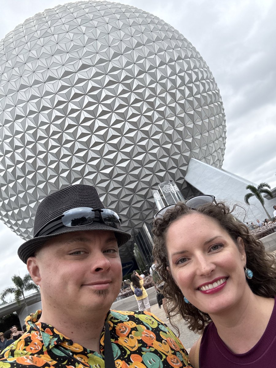Where are our favorite Canadians? <a href="/disneytipsguy/">Disney Clips Guy</a>