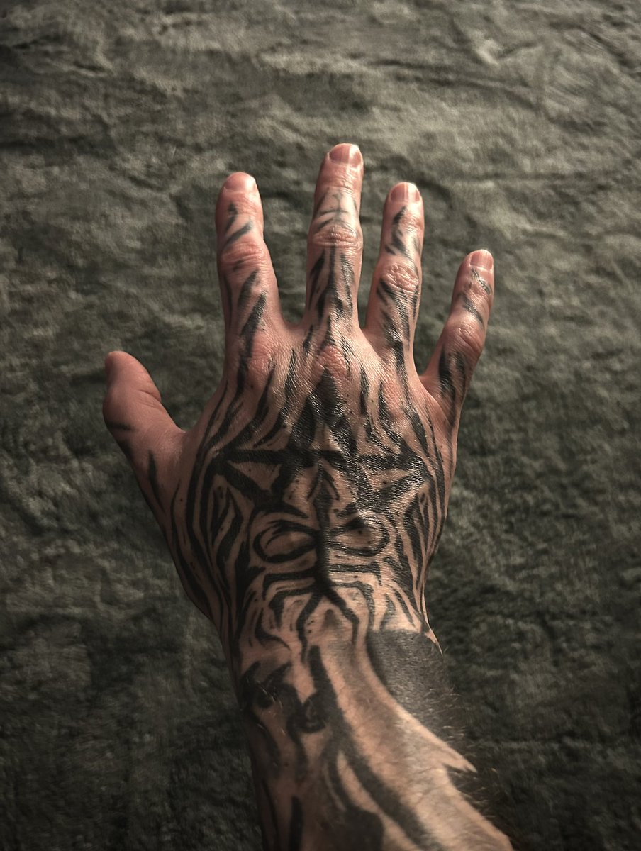 tattoo check! your last tattoo and why you got it

i wasn’t broke that month