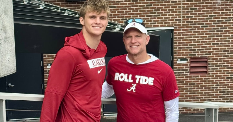 GregSmithRivals's tweet image. 4-star Bama TE commit Mack Sutter went to Mizzou today on his own to check out the Tide. He told me why for @Rivals 

🔗 on3.com/rivals/news/ba…