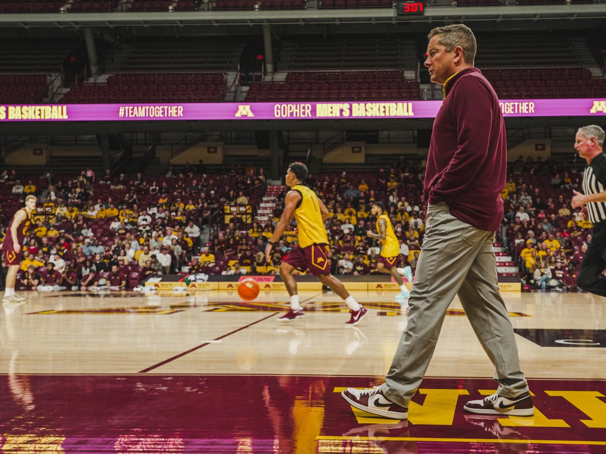 GopherMBB's tweet image. Great way to kick off the 2025-26 season at Williams! 

#Gophers #TeamTogether