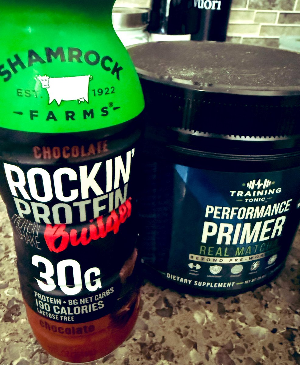 Tymetajj's tweet image. My favorite pre-training drink.

🍫 + 🍵 = 🔥