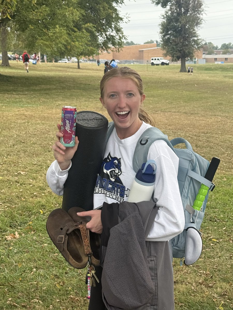 CSCWildcatXCTF's tweet image. Delaney Straus wins the Trojan Invitational individual title in a course record by over a minute!
Here’s how the top rounded out:
1st - Delaney Straus - 20:05!
10th- Malia Carmack - 22:23!
12th - Emma Berry - 22:48!
14th- Erin Peppler - 23:04!
22nd - Bella Yeager - 25:39!