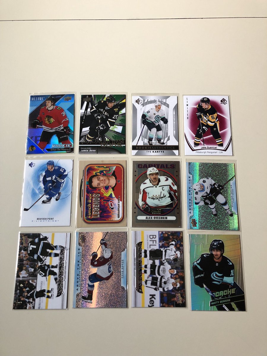 vividblue2008's tweet image. 🔥🔥STACK SALE 🔥🔥

$2 each, discount on multiple purchases (see pinned tweet)

Maximum 12 cards per stack 

Shipping $5 within 🇨🇦/$10 to 🇺🇸

Reposts always appreciated thank you 

#TBBCrew #TBBReposts #NHL ⁦@HobbyUnlimited⁩ ⁦@trading_dawg⁩ #Hawks #Stars #Kraken